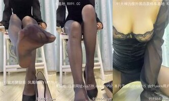 ASMR剧情演绎被黑丝女王足交调教并奖励