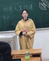 我的母狗女友一些露脸大尺度照片1