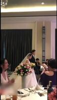 1-未婚妻和姐夫乱伦偷情，婚礼上新郎拿出视频翻脸，热闹极了，下期性爱视频